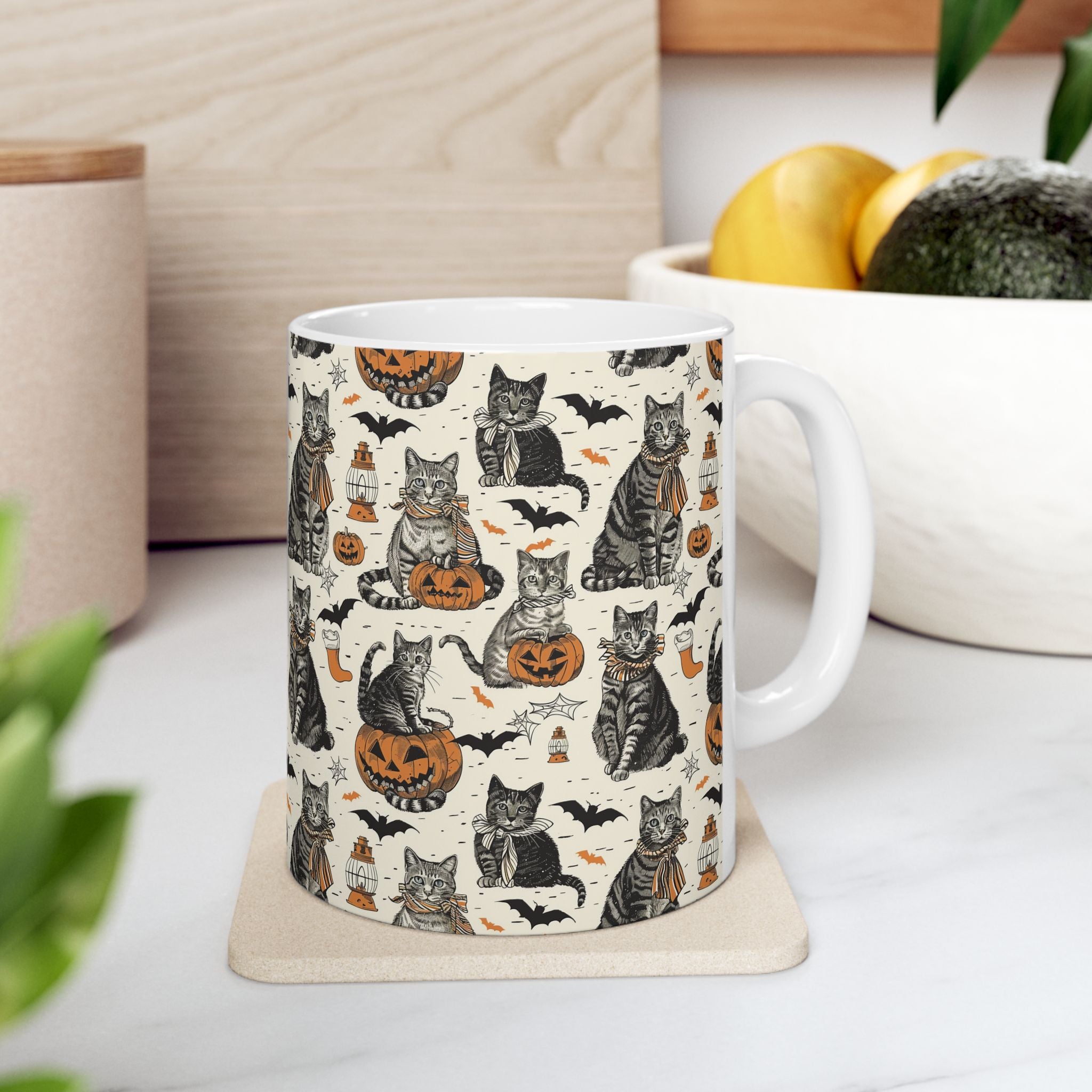 Vintage Halloween Cat Mug – Cozy Autumn Coffee Cup with Pumpkins, Bats & Black Cats